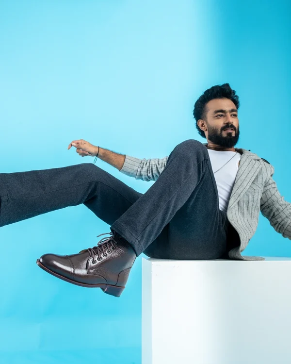 Captoe Pebbled Brown Boot